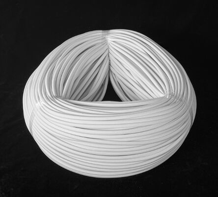 Selongsong Fiberglass Berlapis Silikon dengan Peringkat Ketahanan Api UL94-V0, Ketahanan Kimia, dan Kekuatan Tarik 4.5MPa