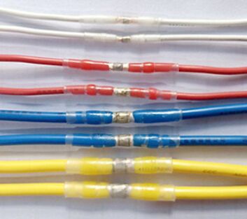 Harga bagus Ketahanan Korosi Pengerutan Termal Konektor Kawat Kekuatan Tarik Tinggi on line