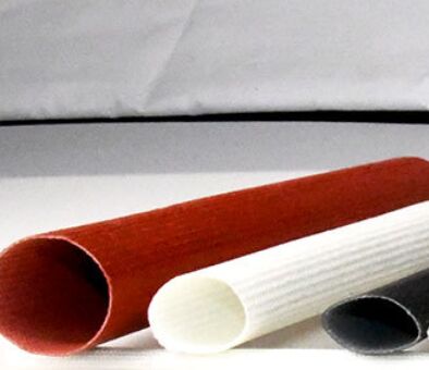 Harga bagus Silikon resin dilapisi Serat kaca Sleeve Resistensi suhu tinggi Resistensi kimia Flame Retardant tabung isolasi listrik on line